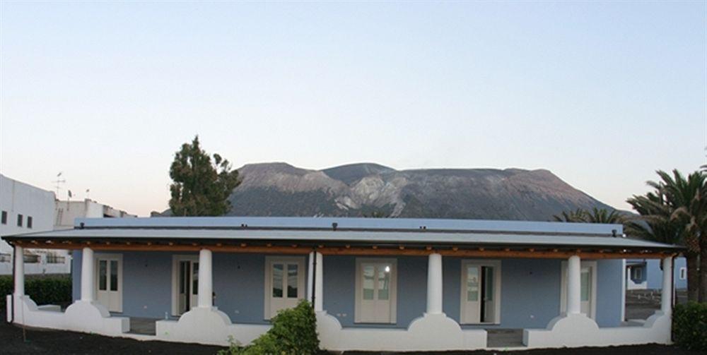 Residence I Pagghiari Bungalow Vulcano  Buitenkant foto